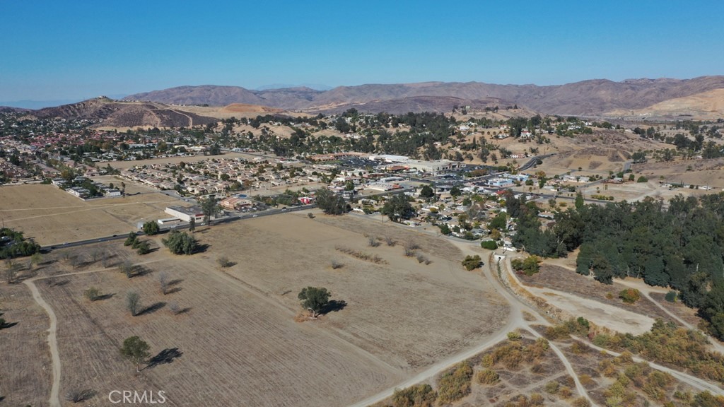 31360 Riverside Drive Lake Elsinore, CA 92530 - Photo 13 of 22