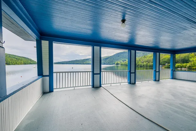 $2,000,000 | 106 Cliff Mull Lane, Fairlee, VT 05045