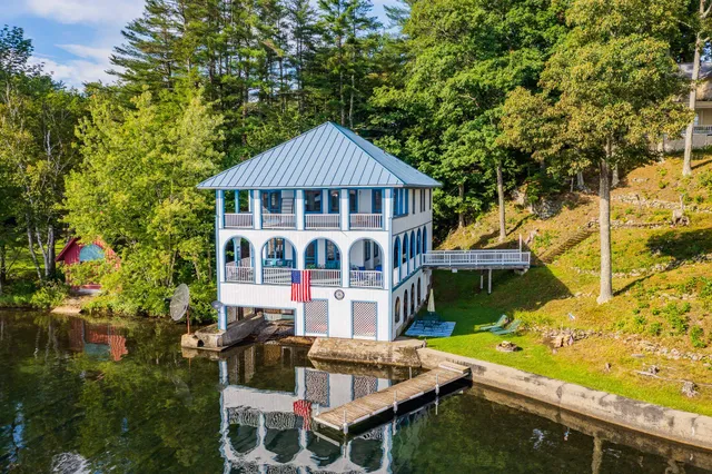 $2,000,000 | 106 Cliff Mull Lane, Fairlee, VT 05045