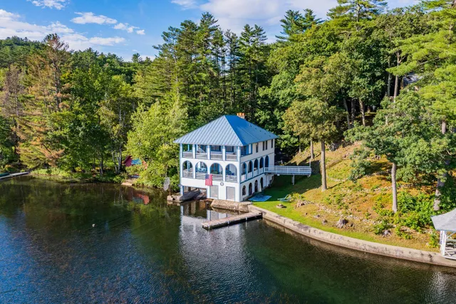 $2,000,000 | 106 Cliff Mull Lane, Fairlee, VT 05045