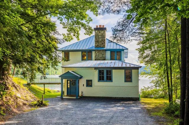 $2,000,000 | 106 Cliff Mull Lane, Fairlee, VT 05045