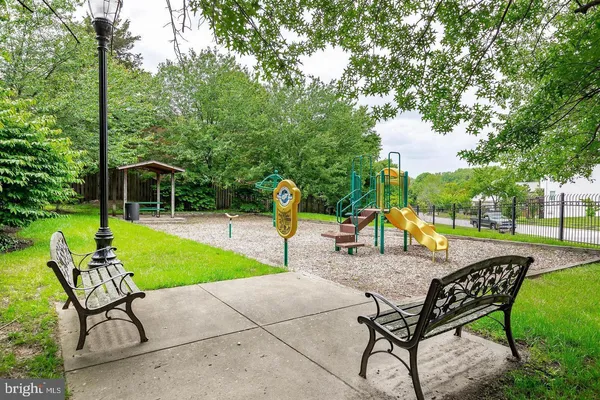 $1,900 | 1311 Karen Boulevard, Unit 205, Capitol Heights, MD 20743