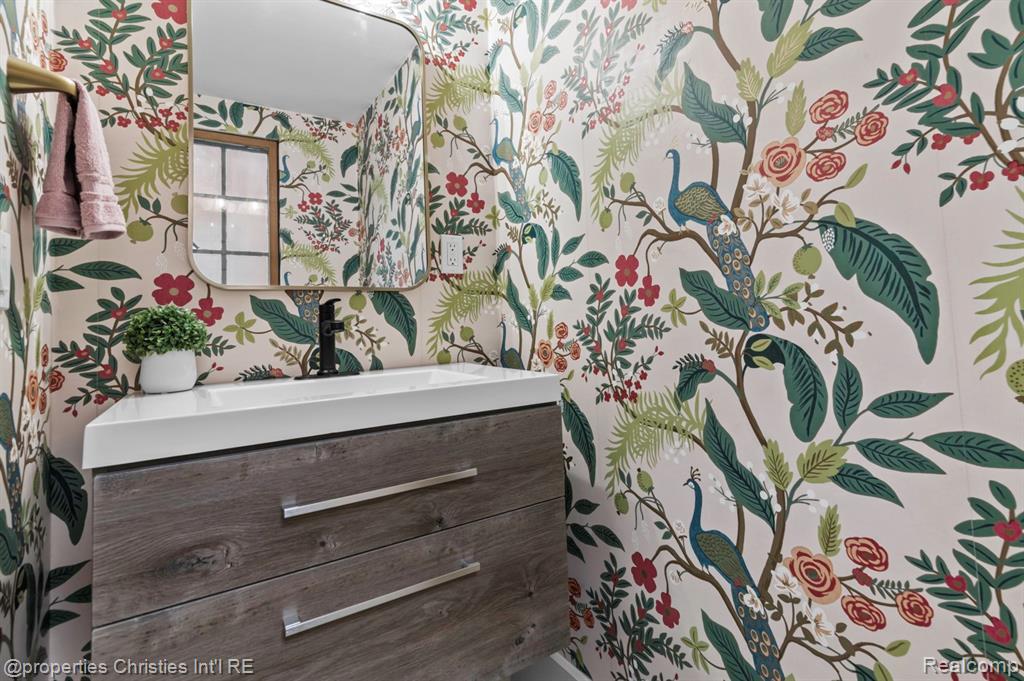 18675 Gainsborough Road Detroit, MI 48223 - Photo 16 of 56 Gallery Image 16