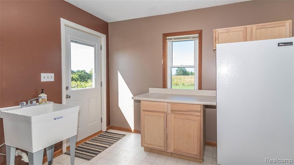 1173 Dundee Azalia Road Dundee, MI 48131 - Photo 28 of 68