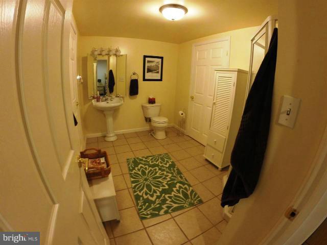 2130 Traceys Road Sparks, MD 21152 - Photo 11 of 19 Interior (General)