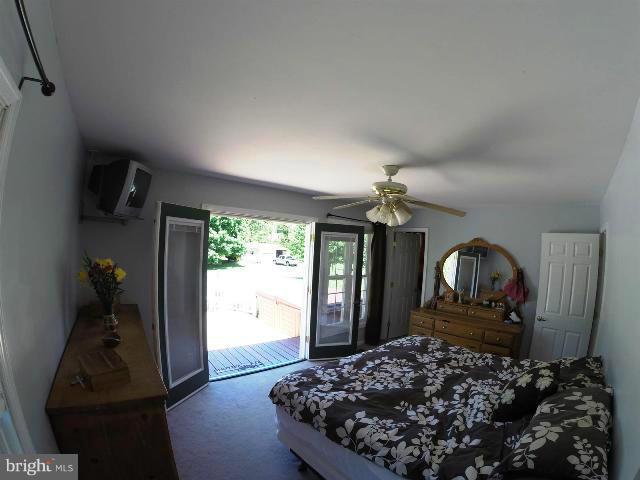 2130 Traceys Road Sparks, MD 21152 - Photo 13 of 19 Interior (General)