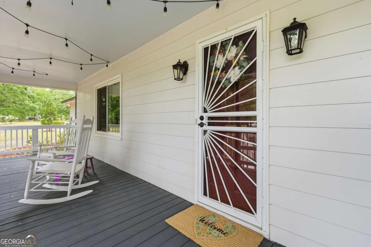 104 Madison Street Gordon, GA 31031 - Photo 3 of 32