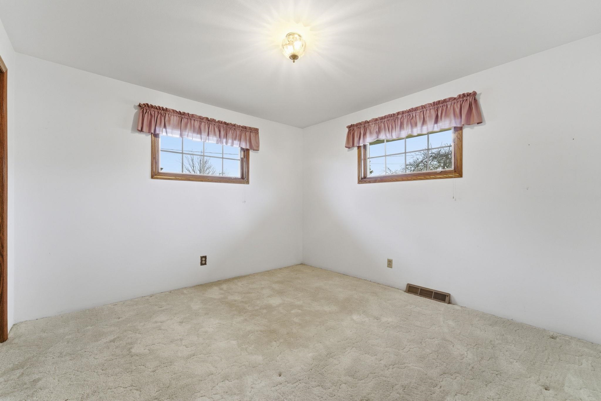 1418 South Wilbur Road Spokane Valley, WA 99206 - Photo 15 of 49 Gallery Image 15