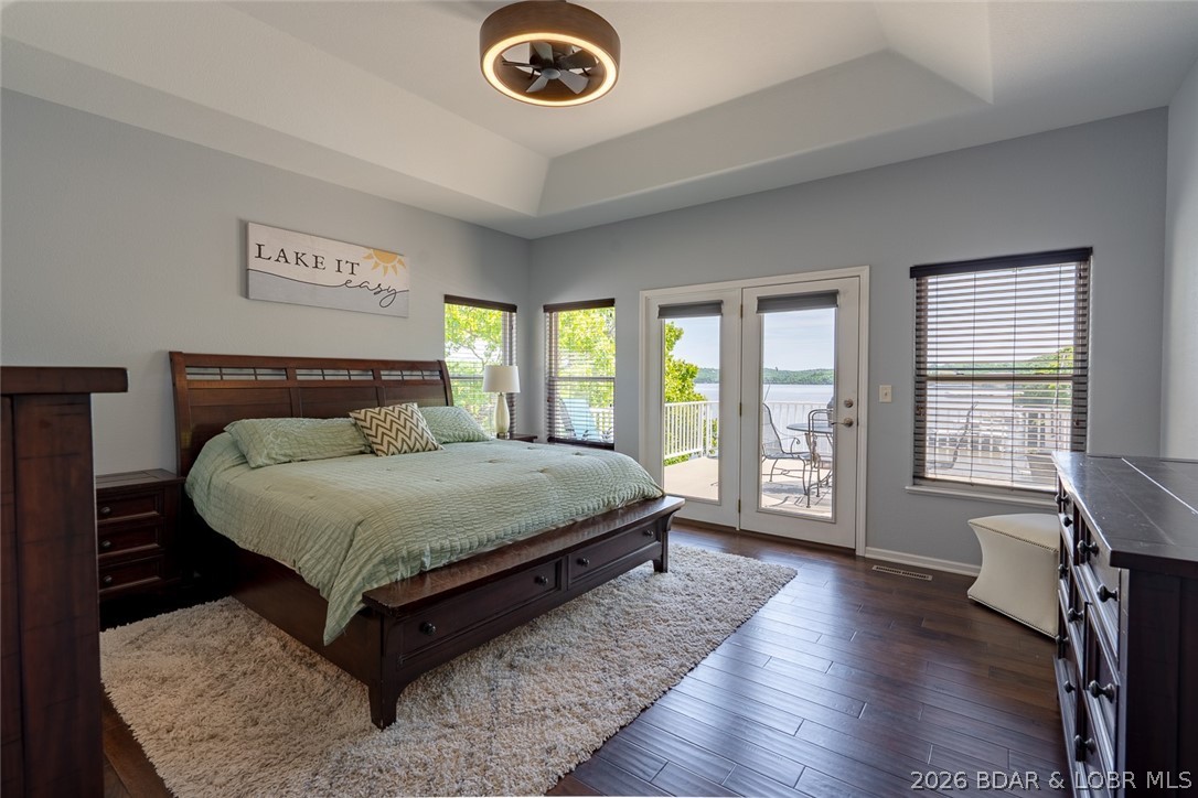 150 Cub Cove Point Camdenton, MO 65020 - Photo 21 of 89 Main level suite has access to deck and views to d