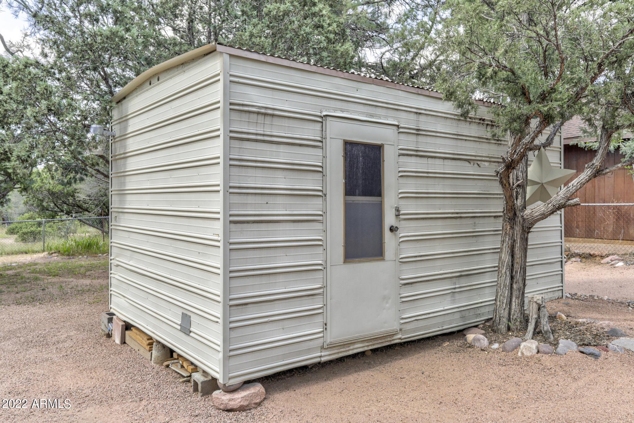 806 North Colcord Road Payson, AZ 85541 - Photo 17 of 22 Storage Shed