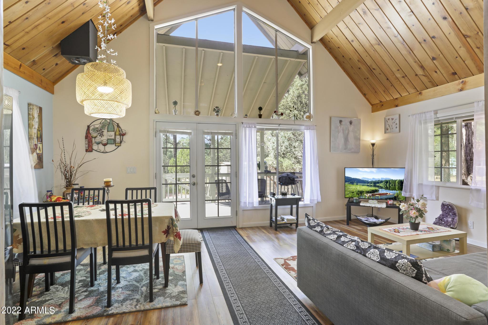 Living Room (1)