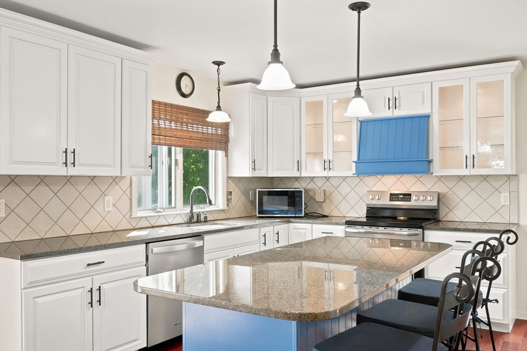 24 Uptack Road Groveland, MA 01834 - Photo 9 of 40