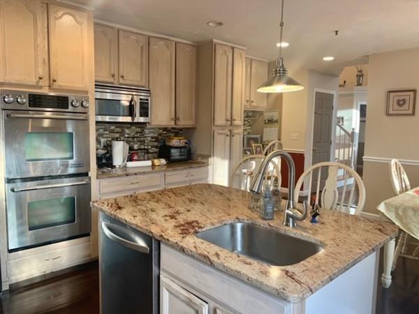 9 Lambert Lane Warren, RI 02885 - Photo 28 of 38