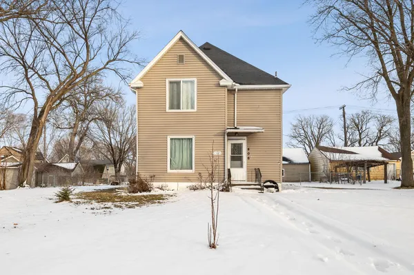 $139,000 | 406 East Ciro Street, Truman, MN 56088