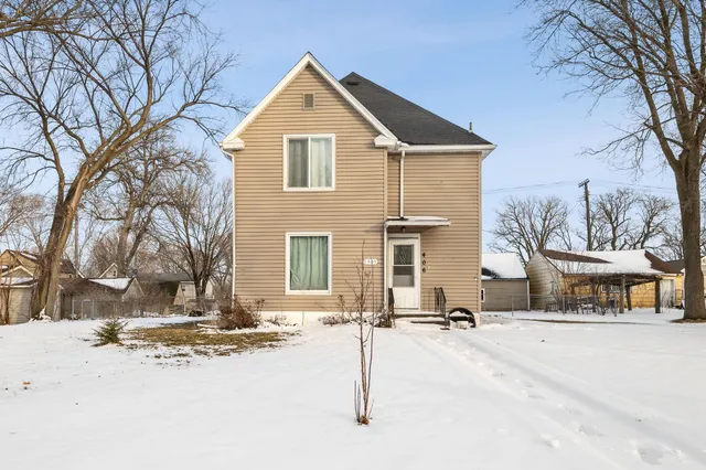 $139,000 | 406 East Ciro Street, Truman, MN 56088