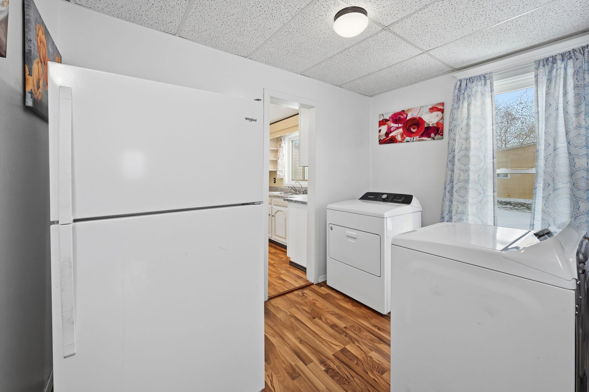 406 East Ciro Street Truman, MN 56088 - Photo 12 of 35