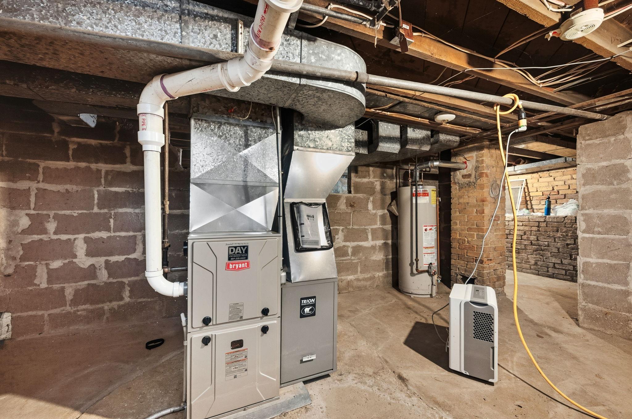 406 East Ciro Street Truman, MN 56088 - Photo 25 of 35