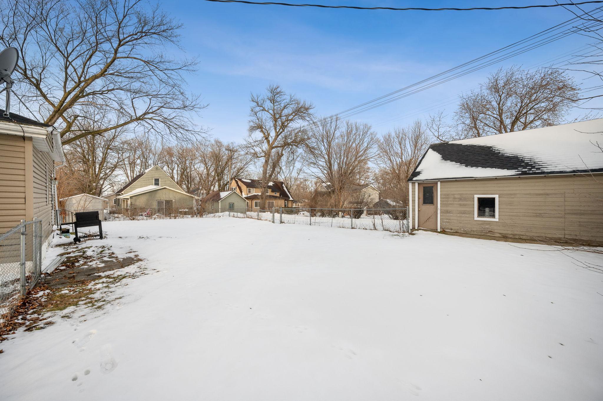 406 East Ciro Street Truman, MN 56088 - Photo 28 of 35