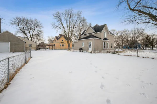 $139,000 | 406 East Ciro Street, Truman, MN 56088