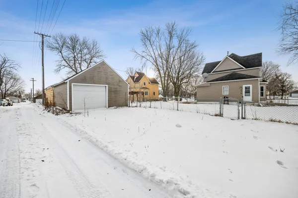 $139,000 | 406 East Ciro Street, Truman, MN 56088