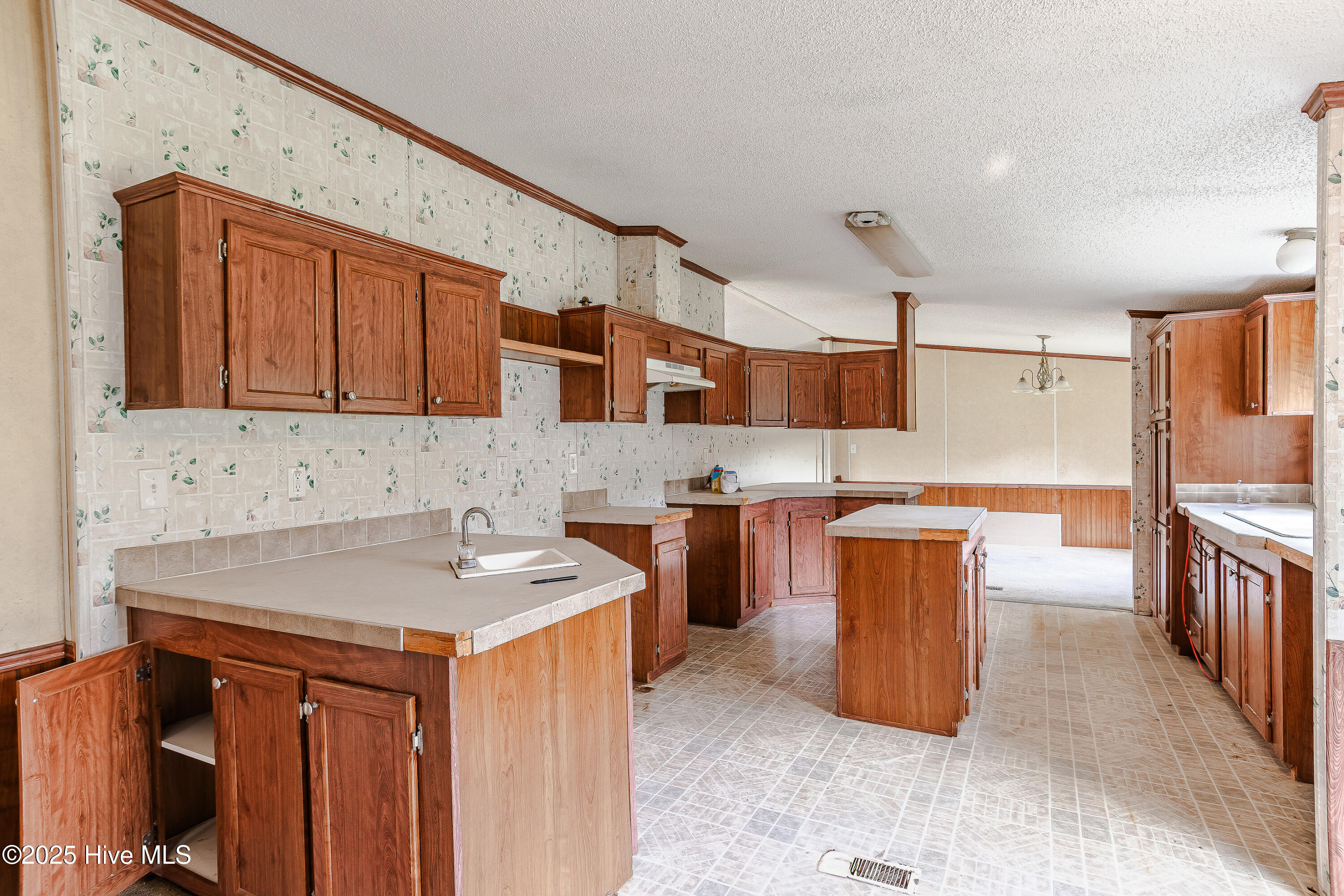 636 Community Centre Kinston, NC 28504 - Photo 12 of 35 28