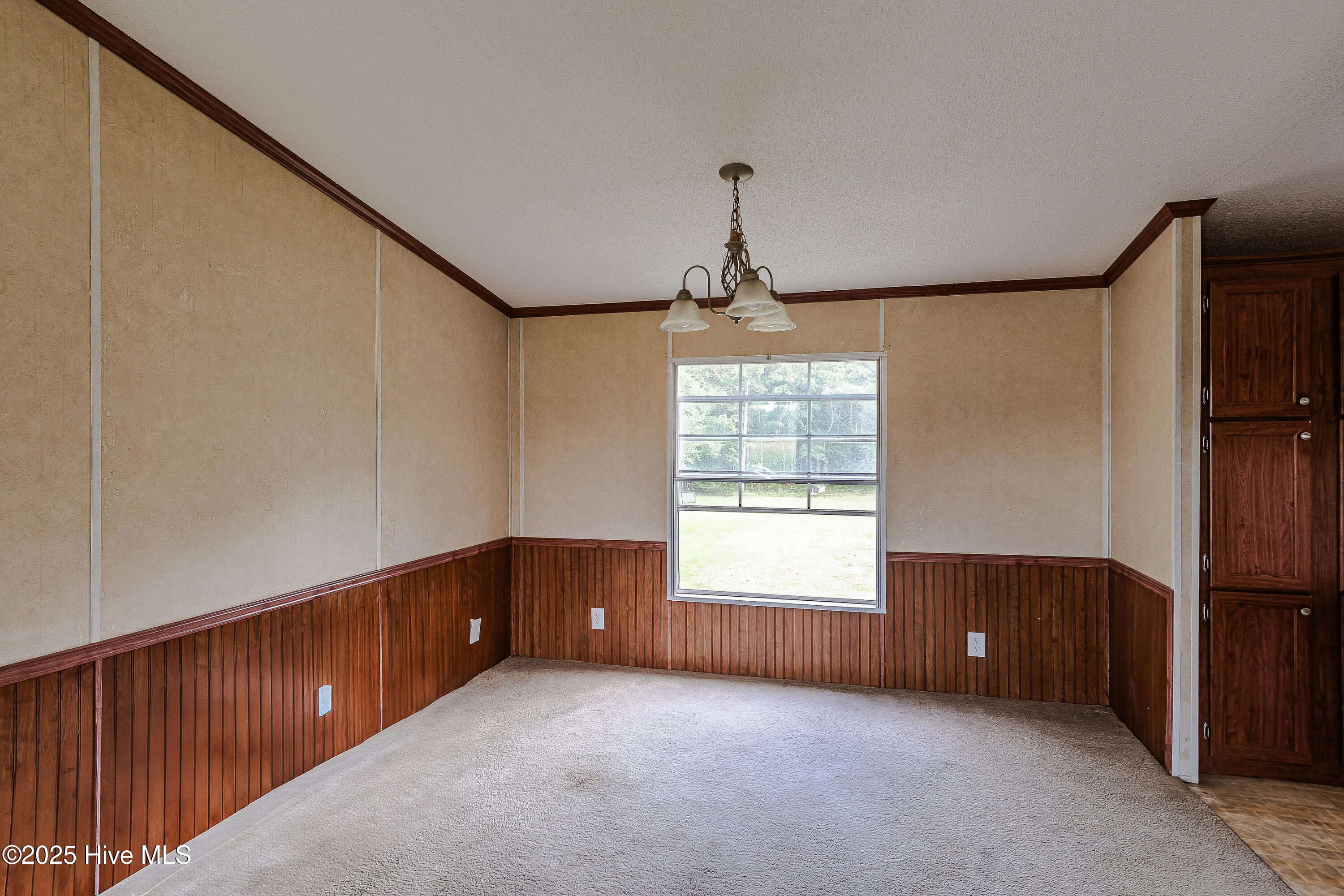 636 Community Centre Kinston, NC 28504 - Photo 13 of 35 Dining room