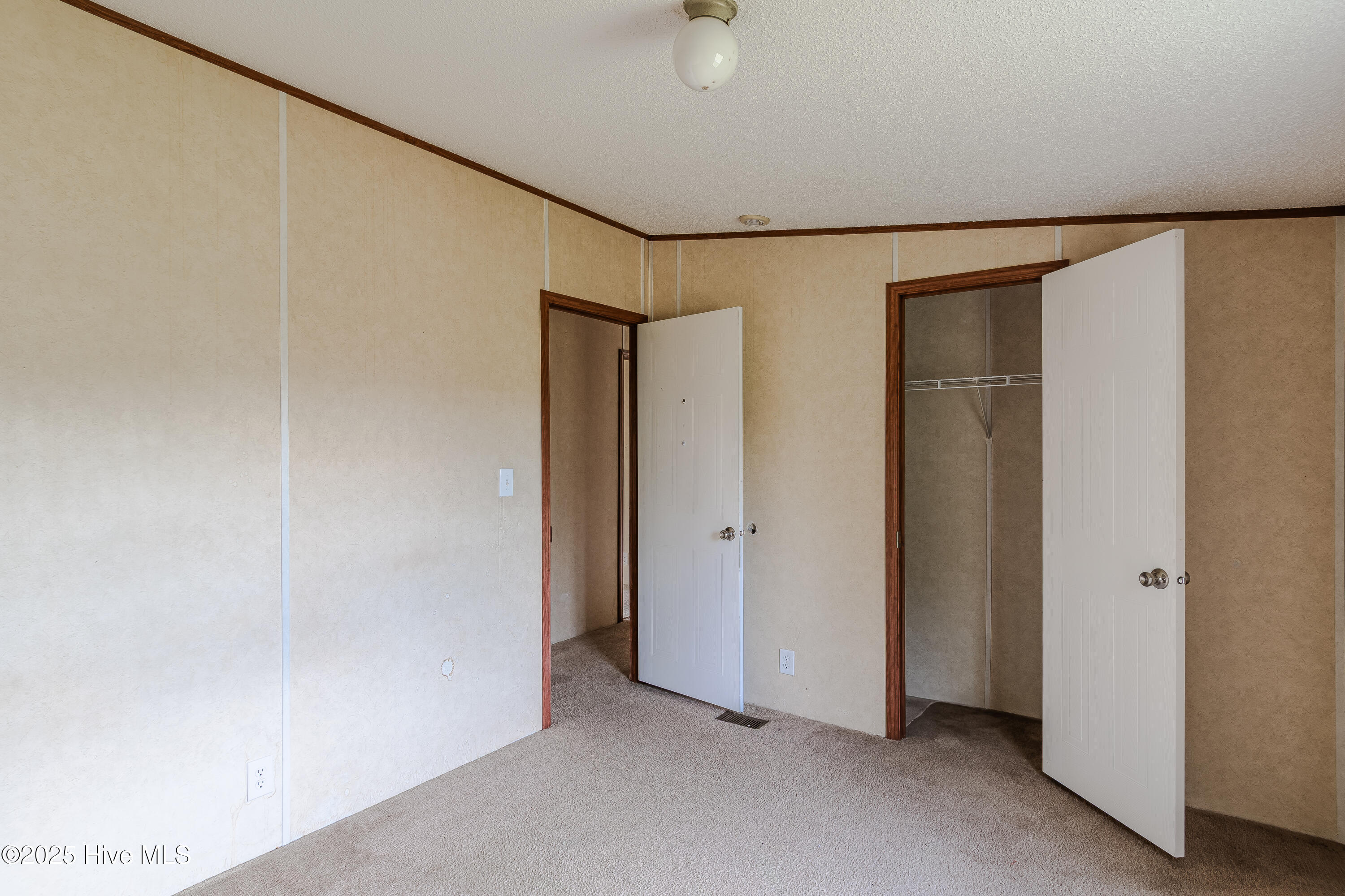 636 Community Centre Kinston, NC 28504 - Photo 28 of 35 33