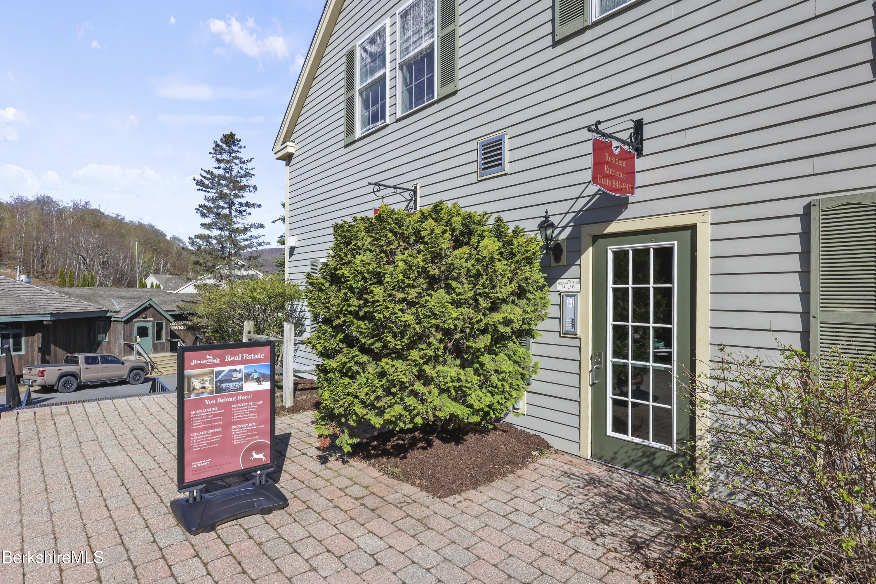 37 Corey Road, Unit 845 Hancock, MA 01237 - Photo 5 of 40 Entrance