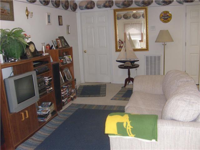 1386 Dividing Ridge Road Goodlettsville, TN 37072 - Photo 8 of 19 Gallery Image 8
