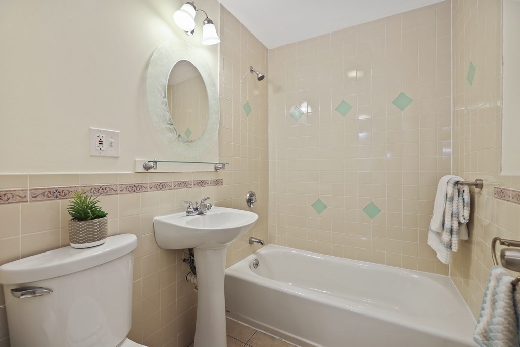 29 Farmington Road Boston, MA 02132 - Photo 15 of 35 Gallery Image 15