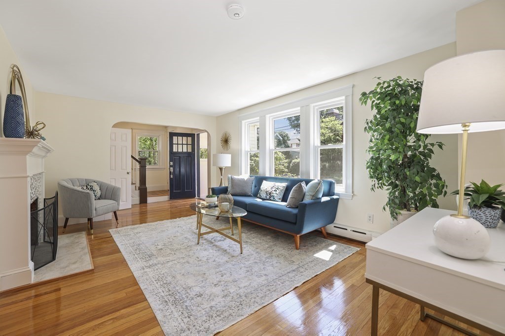 29 Farmington Road Boston, MA 02132 - Photo 4 of 35 Gallery Image 4