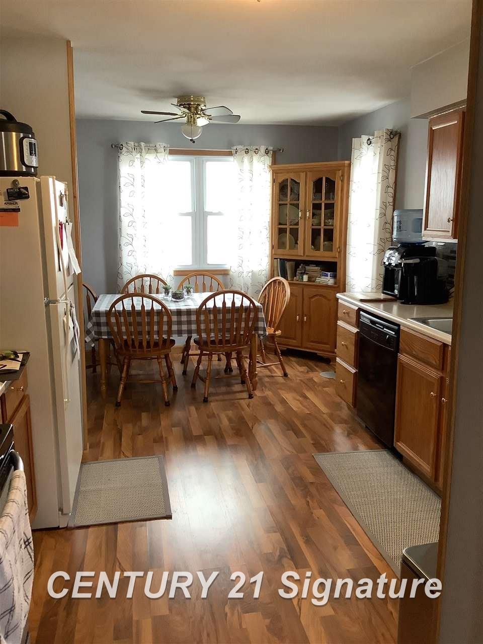 14162 Gratiot Road Hemlock, MI 48626 - Photo 5 of 33