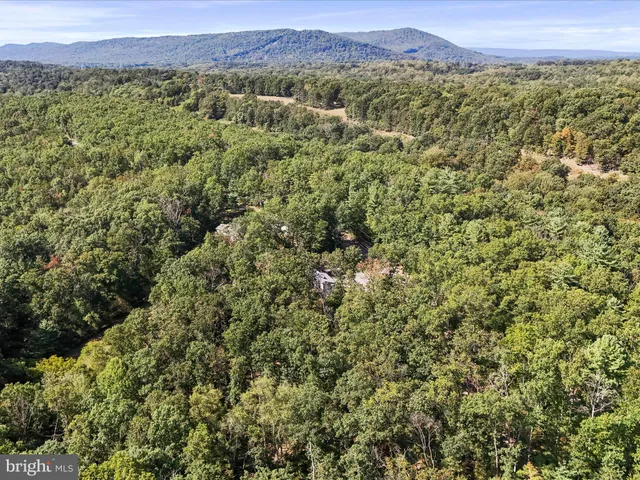 $225,000 | 867 Mason Road, Hedgesville, WV 25427