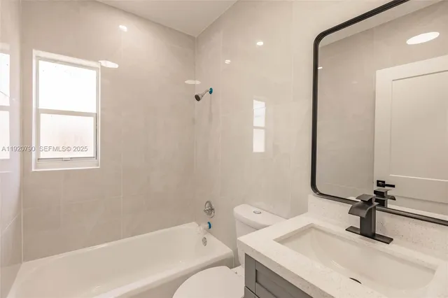 $725,000 | 3180 Northwest 2nd Street, Miami, FL 33125