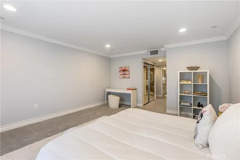 $1,049,900 | 1417 South Westgate Avenue, Unit 203, Los Angeles, CA 90025