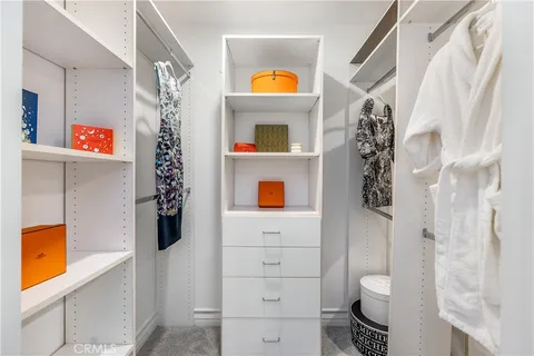 $1,049,900 | 1417 South Westgate Avenue, Unit 203, Los Angeles, CA 90025