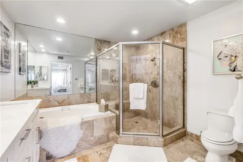 $1,049,900 | 1417 South Westgate Avenue, Unit 203, Los Angeles, CA 90025