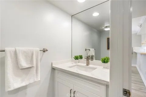 $1,049,900 | 1417 South Westgate Avenue, Unit 203, Los Angeles, CA 90025