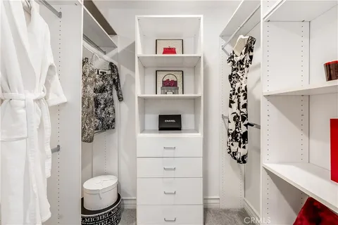 $1,049,900 | 1417 South Westgate Avenue, Unit 203, Los Angeles, CA 90025