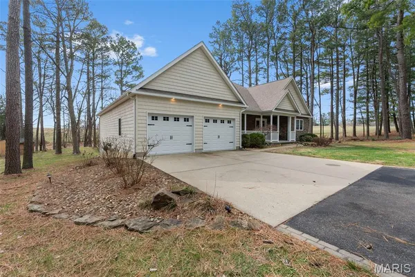 $425,000 | 102 Woodland Trail, Anna, IL 62906