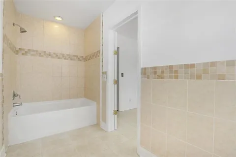 $795,000 | 4421 Northeast 23rd Avenue, Lighthouse Point, FL 33064