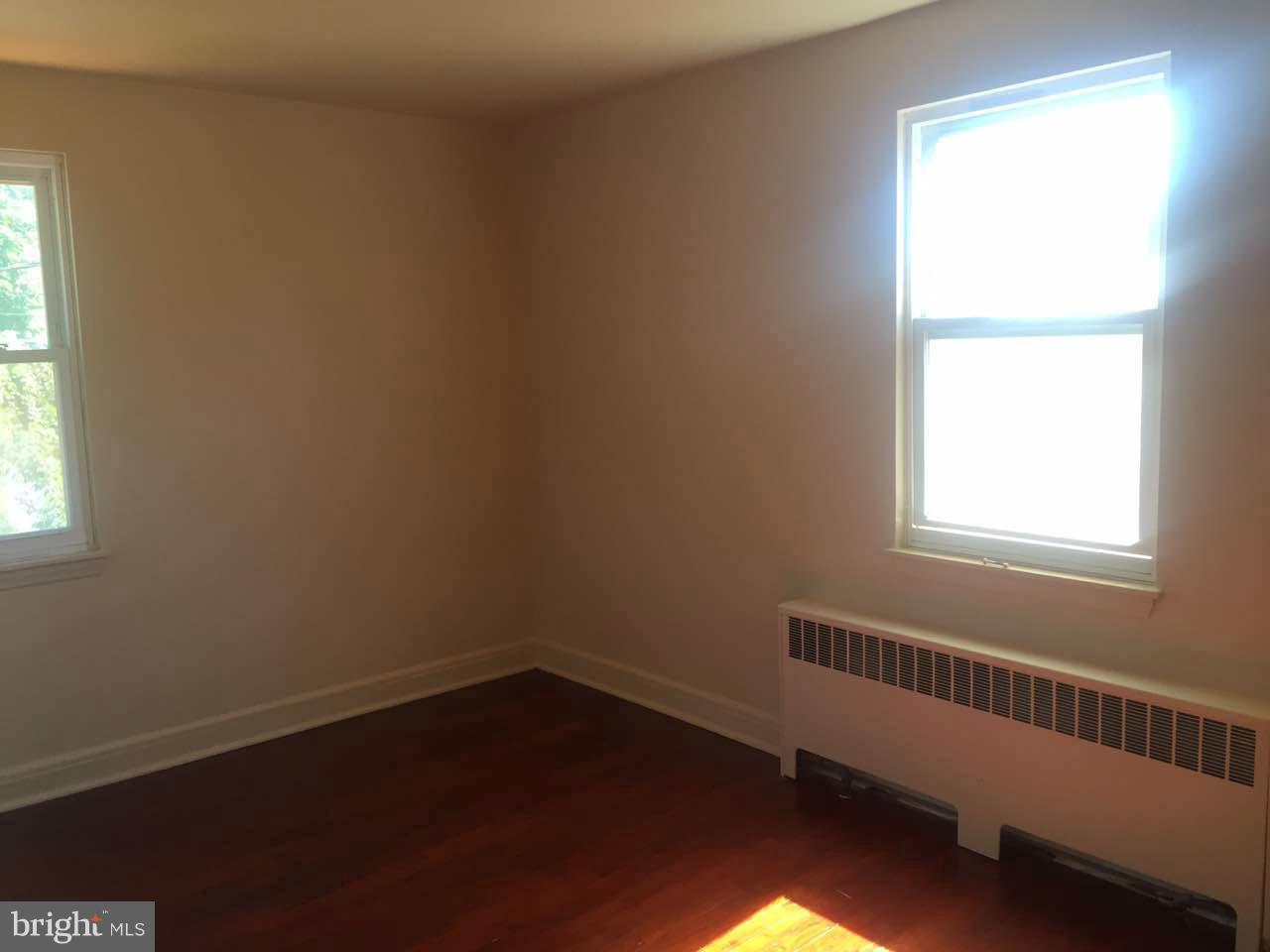 8633 Willow Oak Road Baltimore, MD 21234 - Photo 11 of 30 Bedroom (Master)