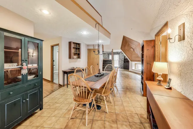 $565,000 | 23528 89th Street, Salem Lakes, WI 53168