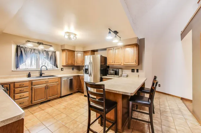 $565,000 | 23528 89th Street, Salem Lakes, WI 53168