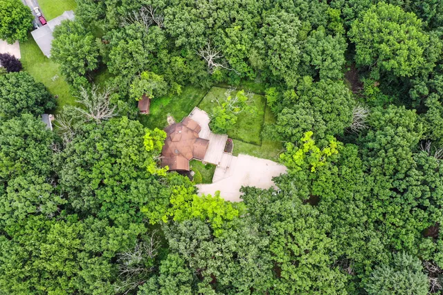 $565,000 | 23528 89th Street, Salem Lakes, WI 53168