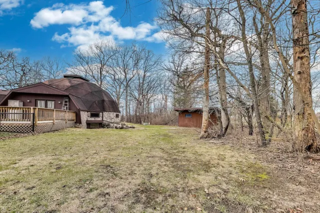 $565,000 | 23528 89th Street, Salem Lakes, WI 53168