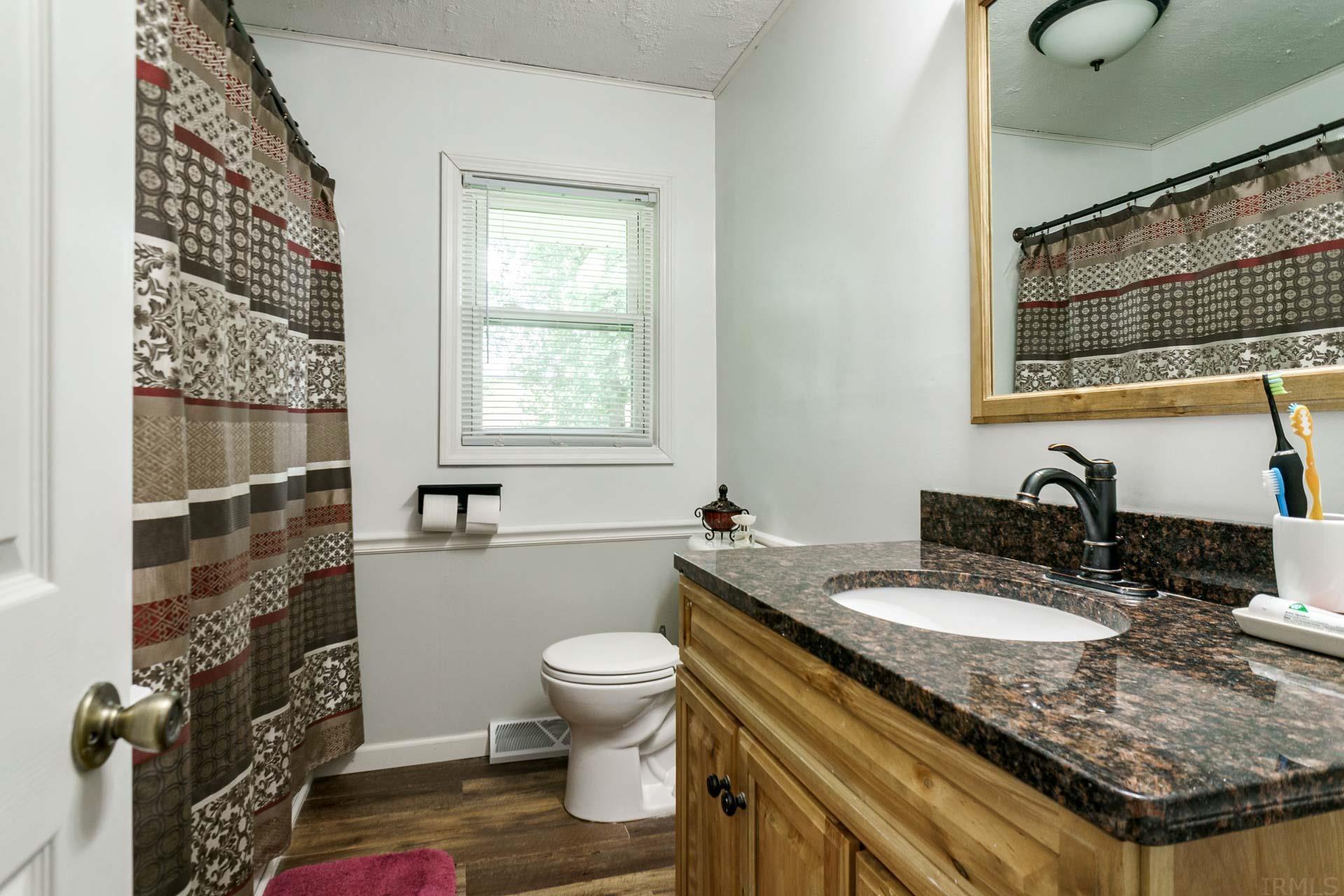 949 West Perry Road Ligonier, IN 46767 - Photo 10 of 16