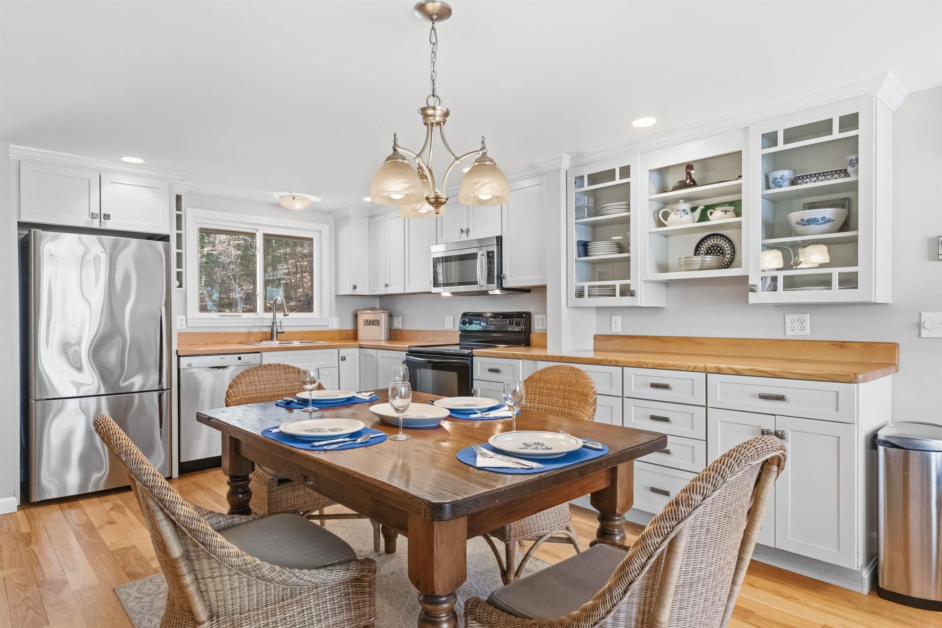 19 Wawbeek Road, Unit 3 Tuftonboro, NH 03853 - Photo 8 of 51