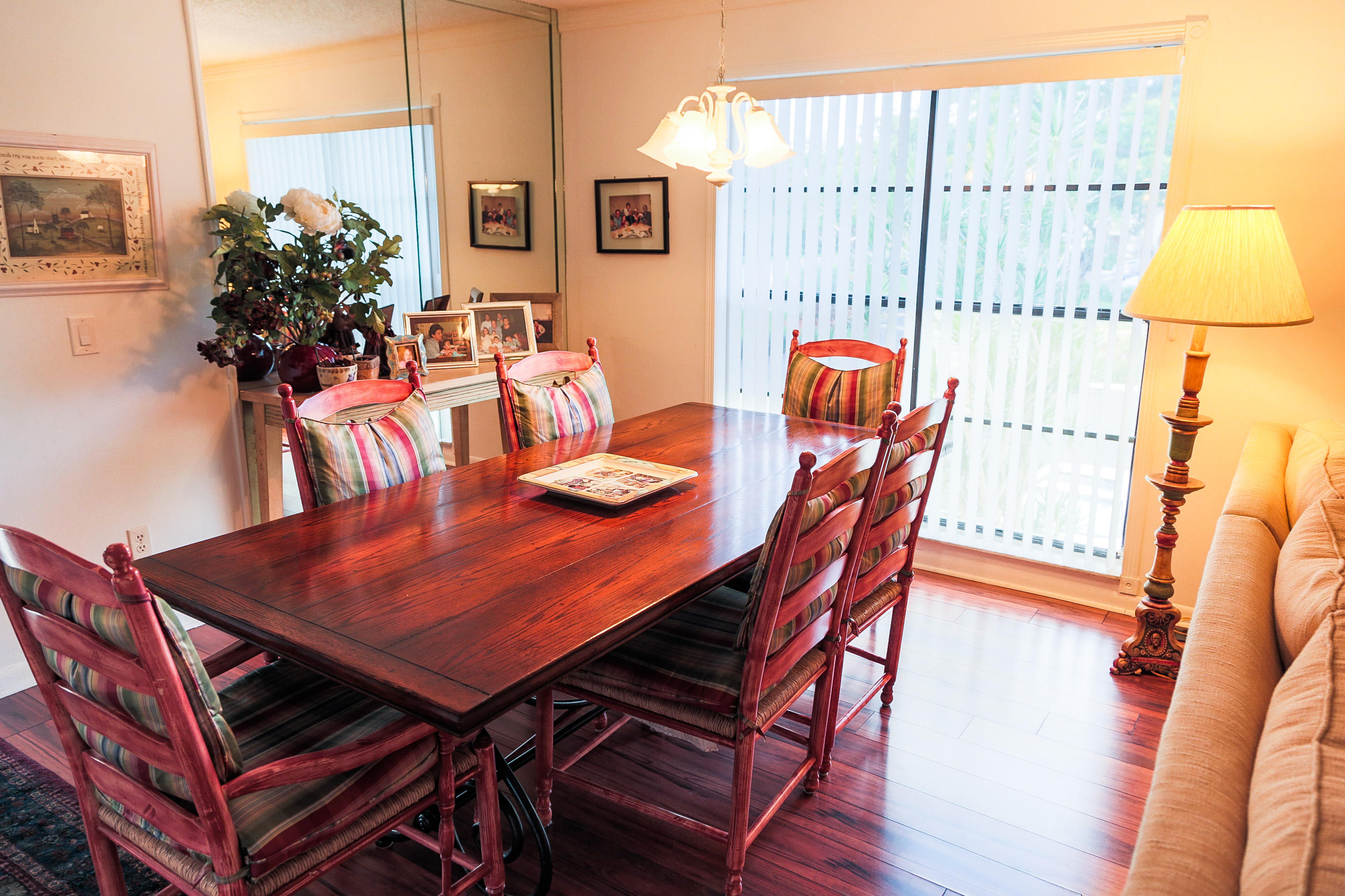 21726 Arriba Real, Unit 35B Boca Raton, FL 33433 - Photo 4 of 11 Dining Room