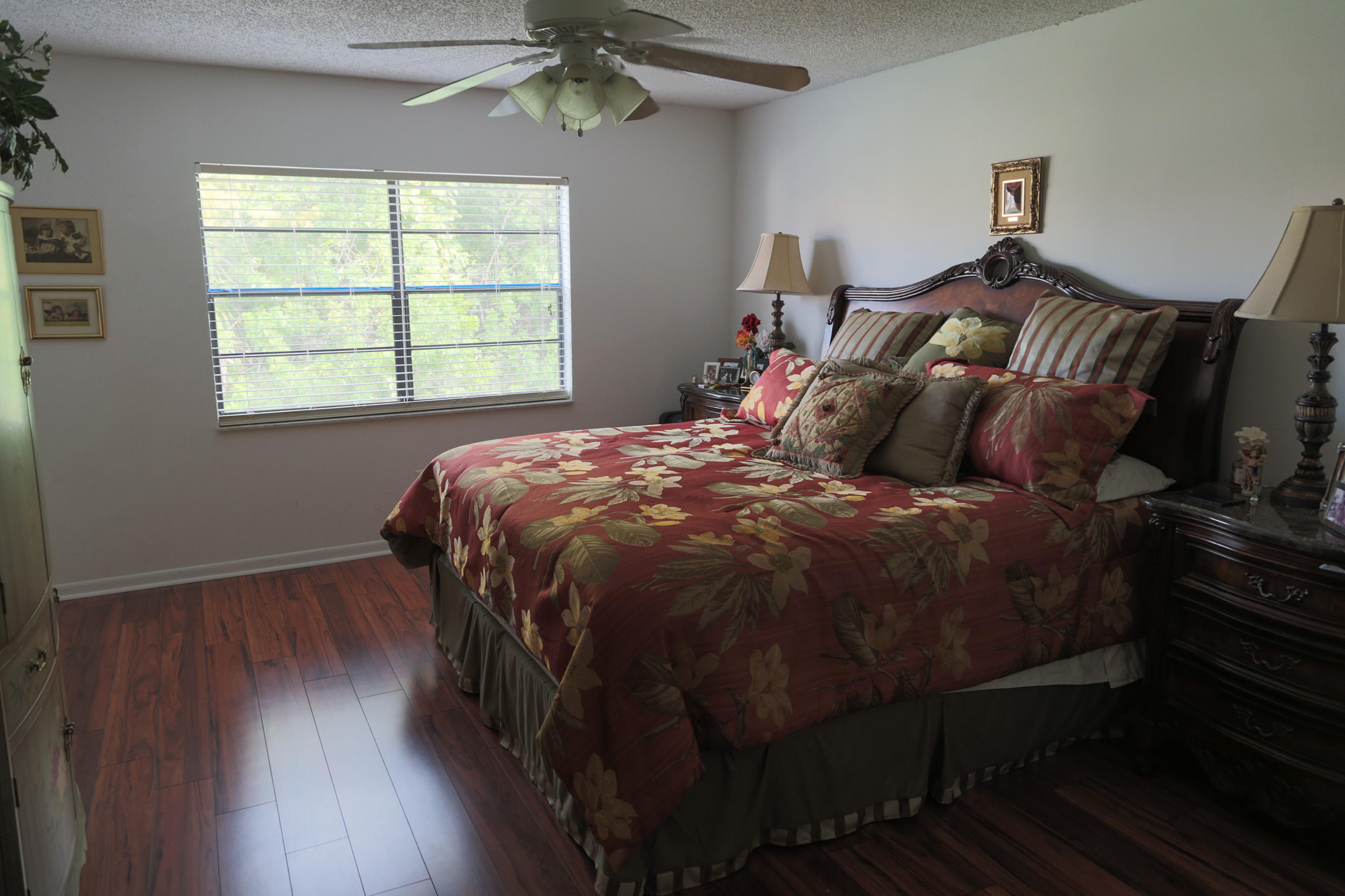 21726 Arriba Real, Unit 35B Boca Raton, FL 33433 - Photo 6 of 11 Master Suiet